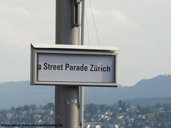 13.08.2005 - Streetparade in Zürich (CH)