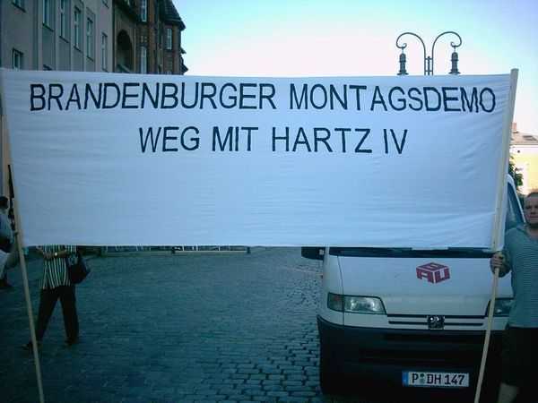 06.09.2004 - Montags Demo in Brandenburg a.d.H. (GER)
