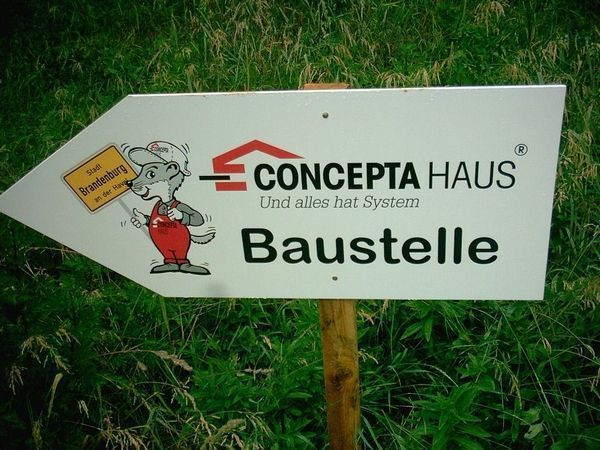 17.06.2004 - Promi Hausbau in Plaue bei Brandenburg a.d.H. (GER)